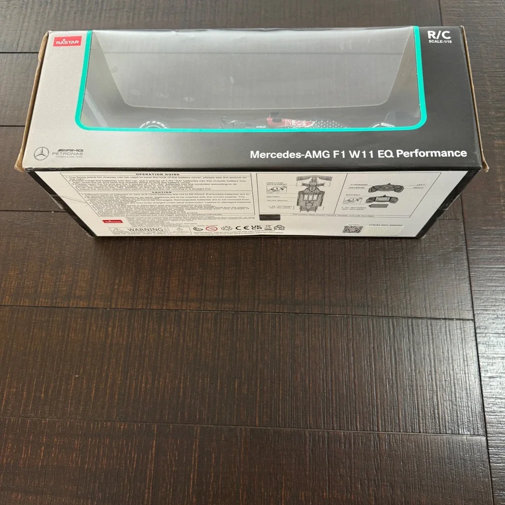 Rastar Mercedes-AMG F1 W11 EQ Performance RC Car 1:18 Scale Lewis Hamilton 98500